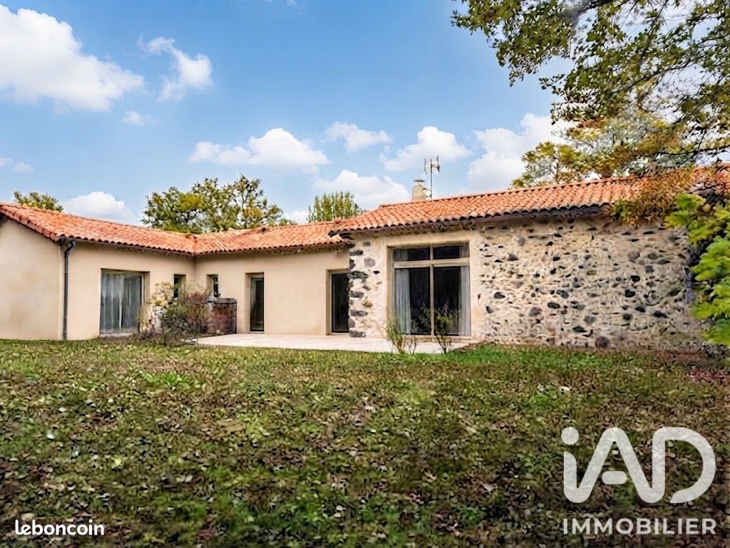 Maison 5 pièces 157 m² · à Chanteloup · 157 m² · 248 500 €