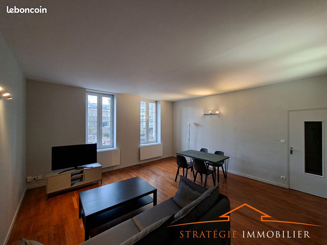 Appartement 4 pièces 96 m² · à Chalon-sur-Saône · 96 m² · 840 €