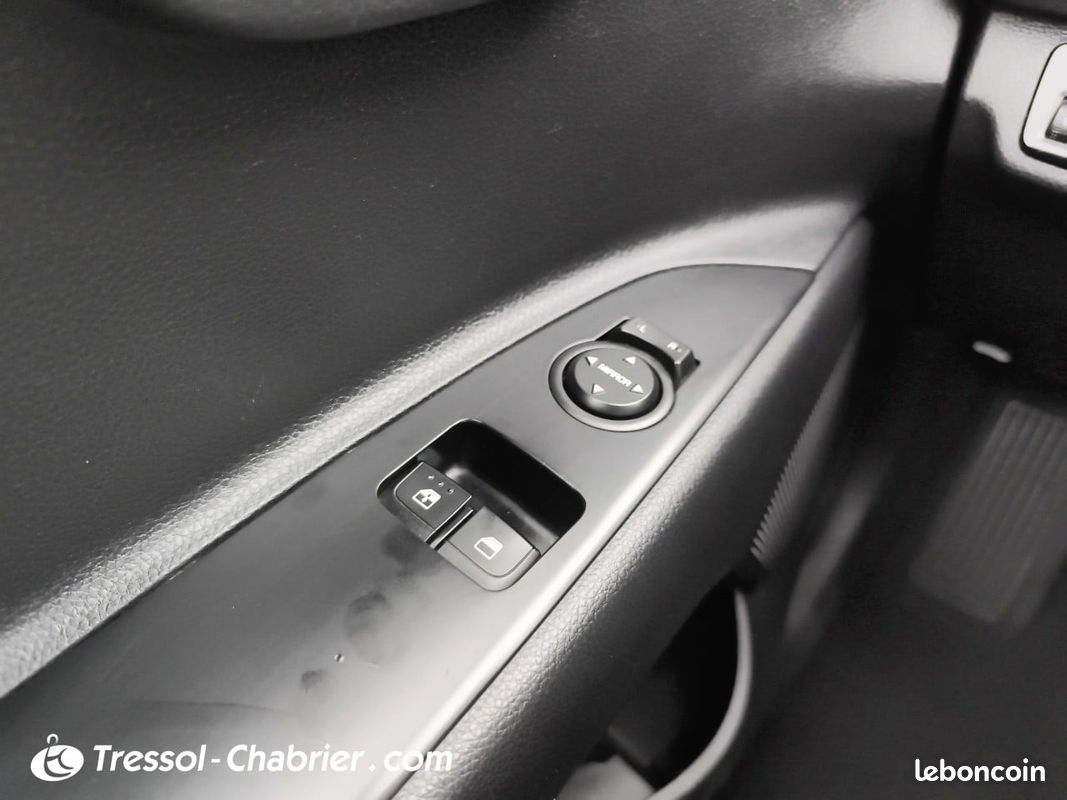 KIA Rio 1.0L T-GDi 100 ch ISG Active (image 24)