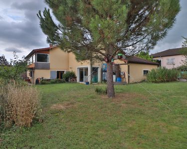 Maison 676 000 € - 245 m²