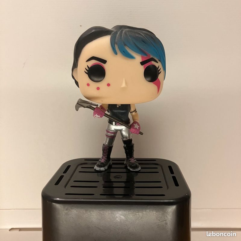 Funko Pop Fortnite 461 Sparkle Specialist Collection