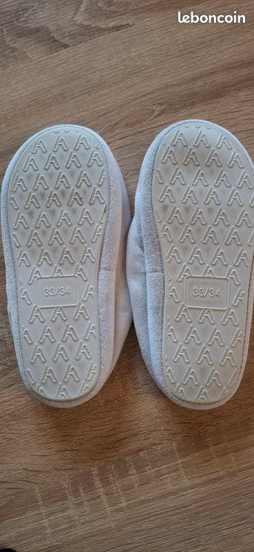 Chaussons licorne Fille 31/34 TBE (image 3)