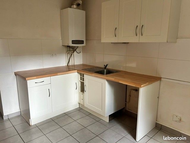 Appartement 2 pièces 50 m² · à Saint-Étienne · 50 m² · 500 €/mois