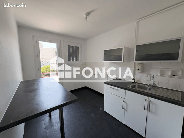 Appartement 3 pièces 54 m² · à Grenoble · 54 m² · 609 €