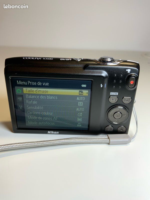 NIKON COOLPIX S3100 MANUEL D'UTILISATION Télécharger le Pdf