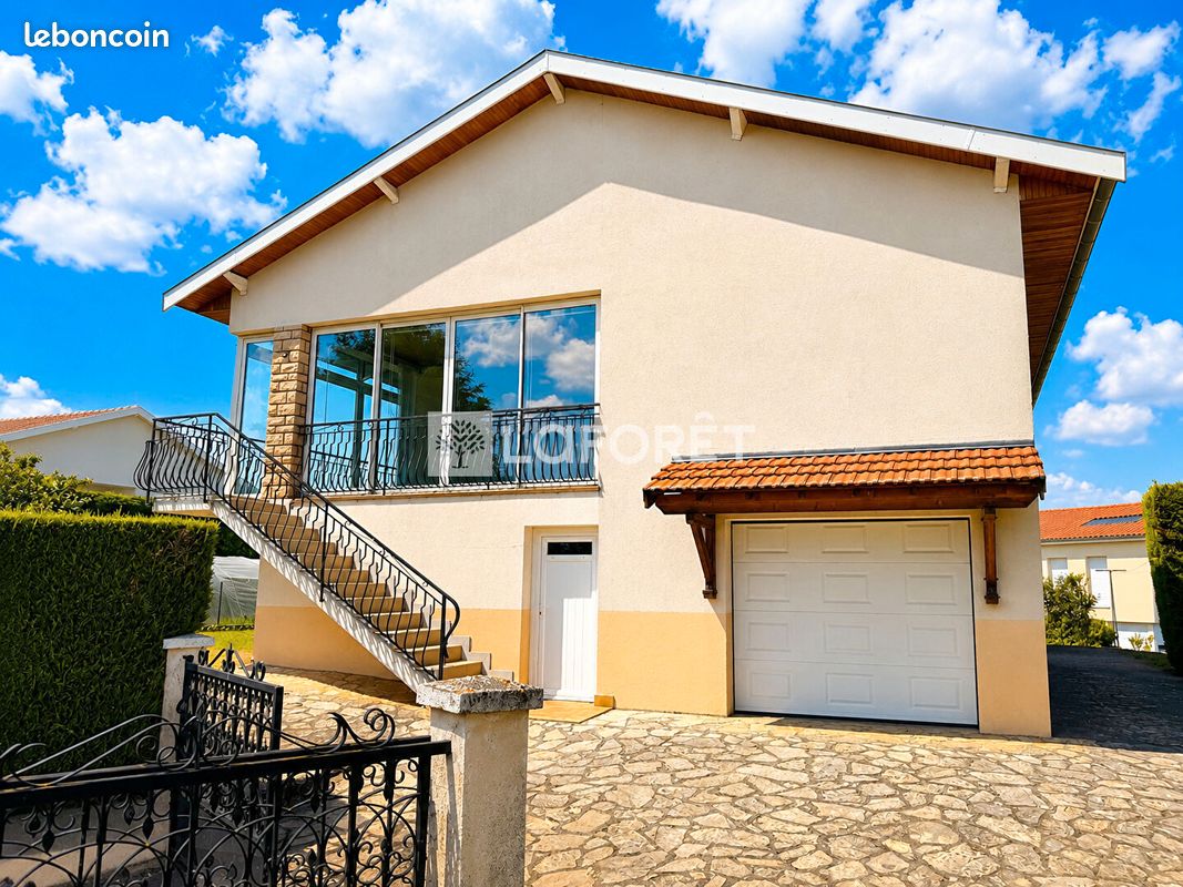 Maison 5 pièces 110 m² · à Saint-Symphorien-sur-Coise · 110 m² · 260 000 €