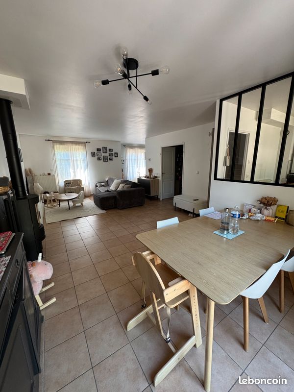 Maison 5 pièces 98 m² · à Savigny-le-Temple · 98 m² · 299 900 €