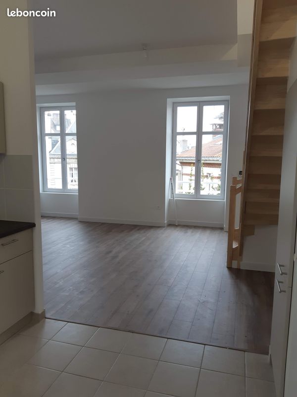 Appartement 4 pièces 102 m² · à Nantes · 102 m² · 1 808 €/mois