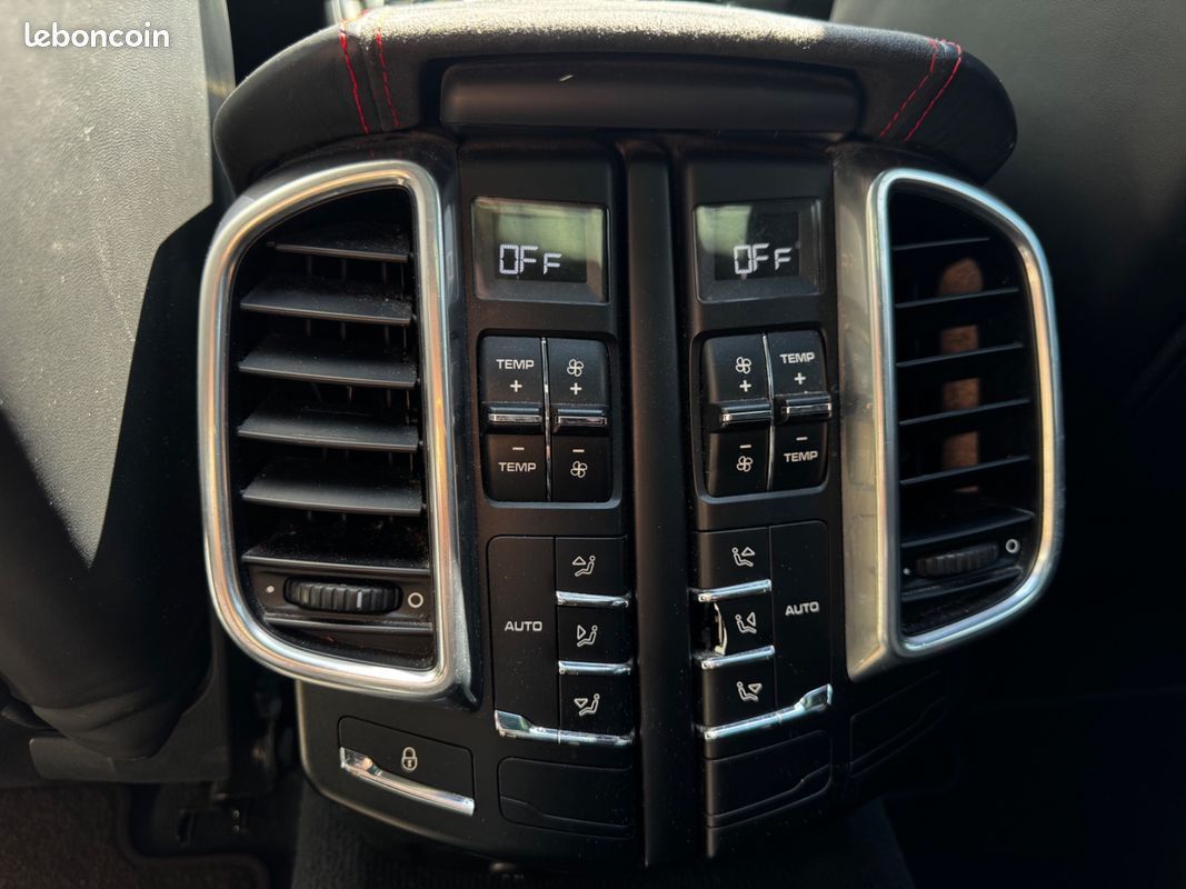 PORSCHE CAYENNE 4.8 V8 GTS Tiptronic S (image 19)