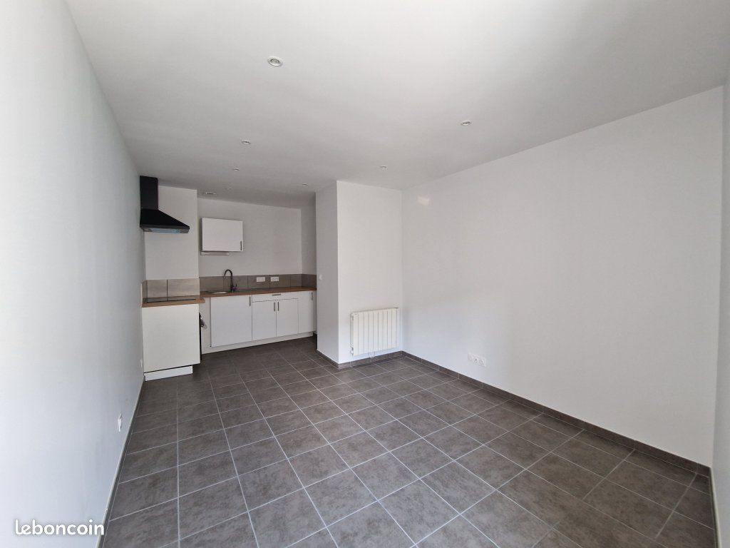 Appartement 2 pièces 34 m² · à Saint-Étienne · 34 m² · 495 €