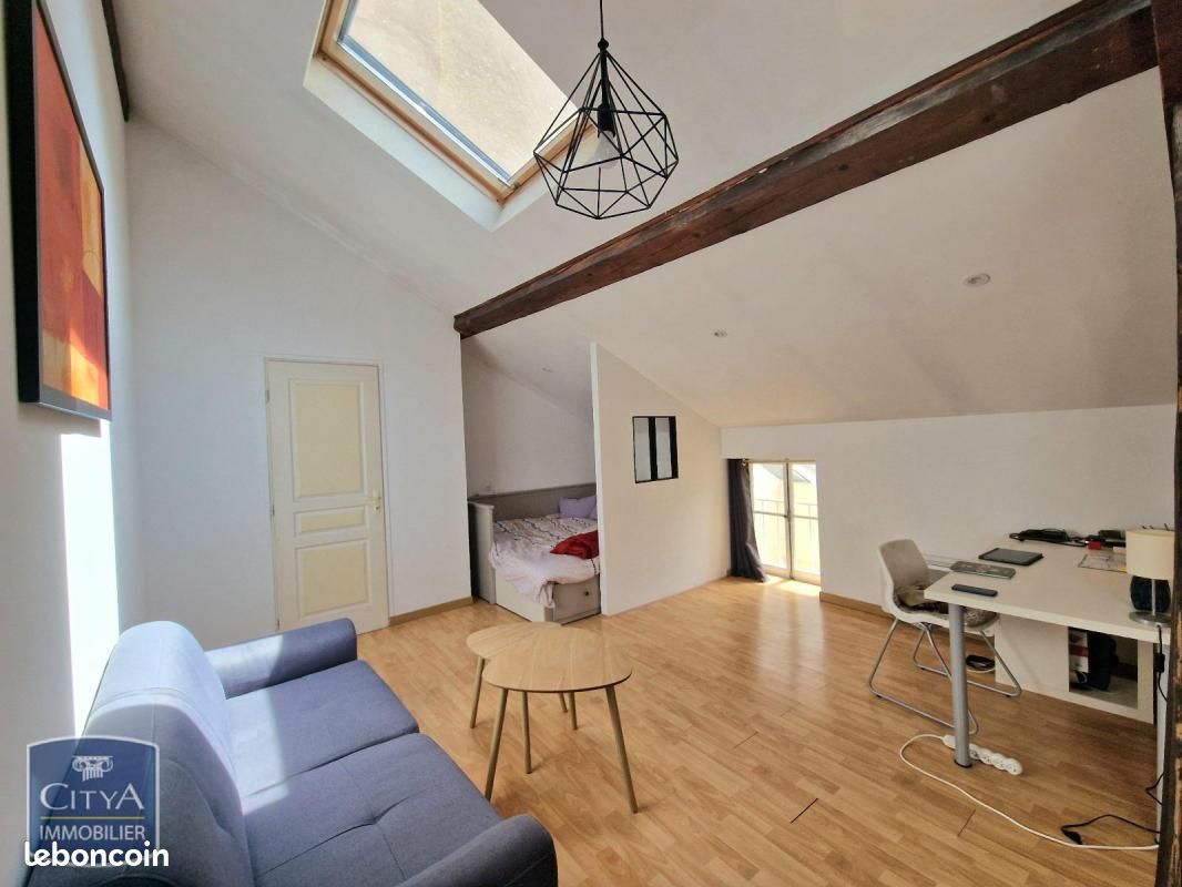 Appartement 1 pièce 27 m² · à Roanne · 27 m² · 410 €