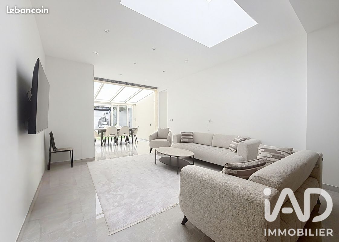 Maison 4 pièces 95 m² · à Wattrelos · 95 m² · 206 990 €