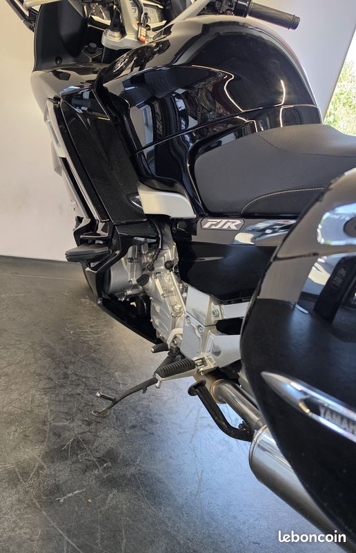Yamaha FJR 1300 (image 8)