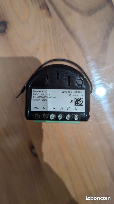 FIBARO - Micromodule variateur Z-Wave+ FGD-212 V3.5 (image 1)