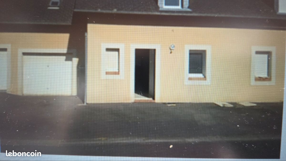 Maison 5 pièces 97 m² · à Équemauville · 97 m² · 259 000 €