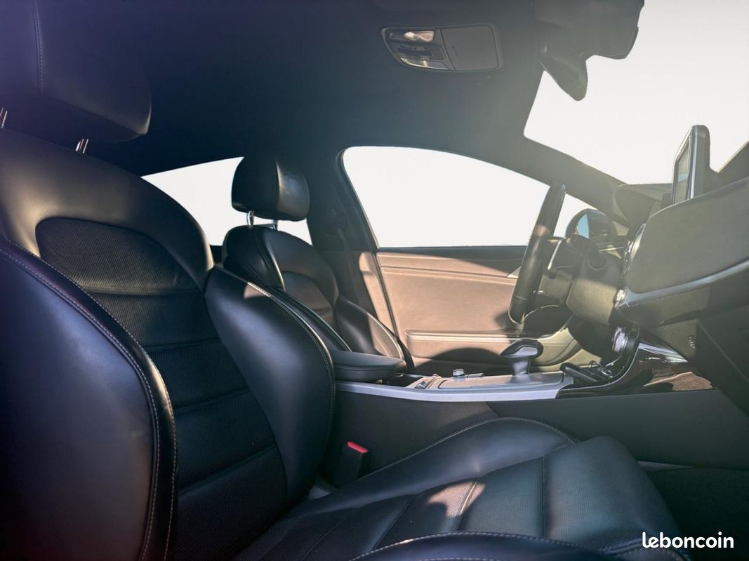 KIA STINGER - 370cv - GT Line Premium- sièges chauffants/rafraîchissants - toit ouvrant panoramique (image 15)
