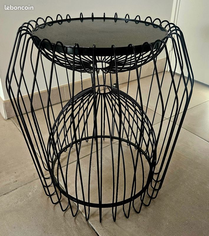Table d'appoint (image 1)