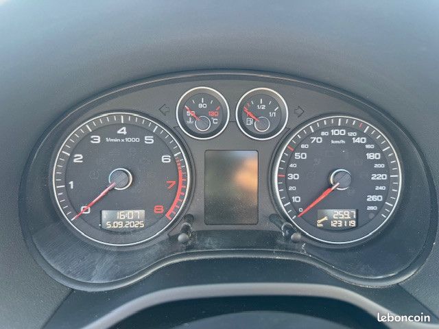 Audi A3 1.8 TFSI S Line S-tronic, carplay,sieges chauffants etc... (image 32)