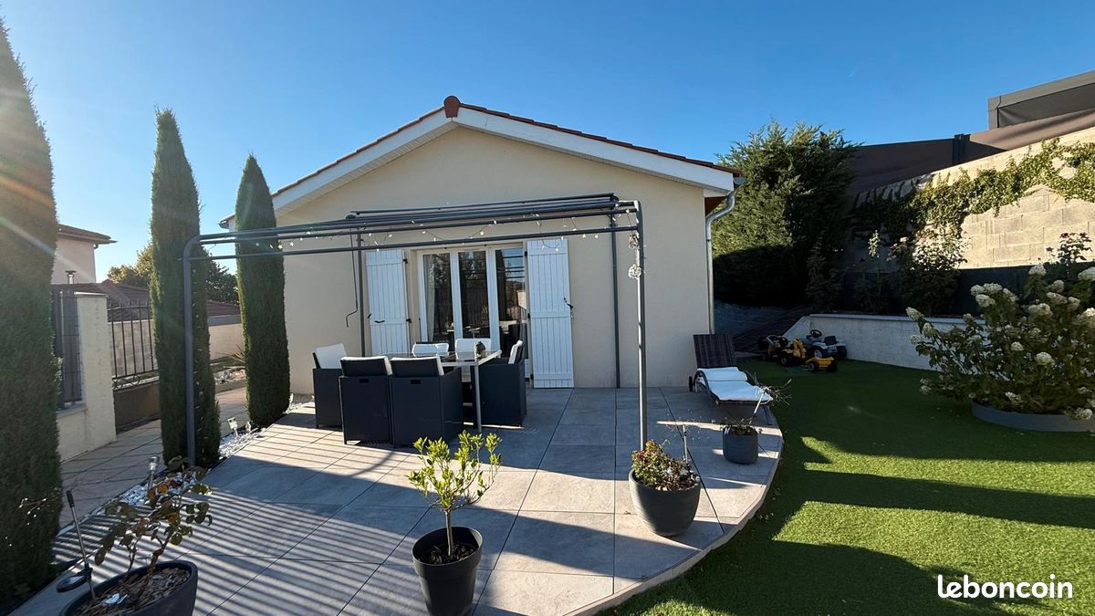 Maison 7 pièces 119 m² · à Chazelles-sur-Lyon · 119 m² · 289 000 €