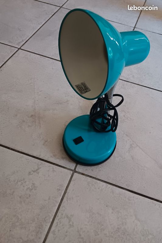 Lampe de bureau (image 1)