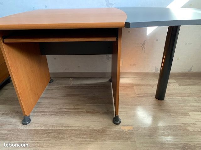 Bureau (image 3)