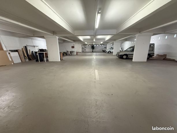 Vente | Garage / Parking | 1420 m² | Le Grand-Quevilly