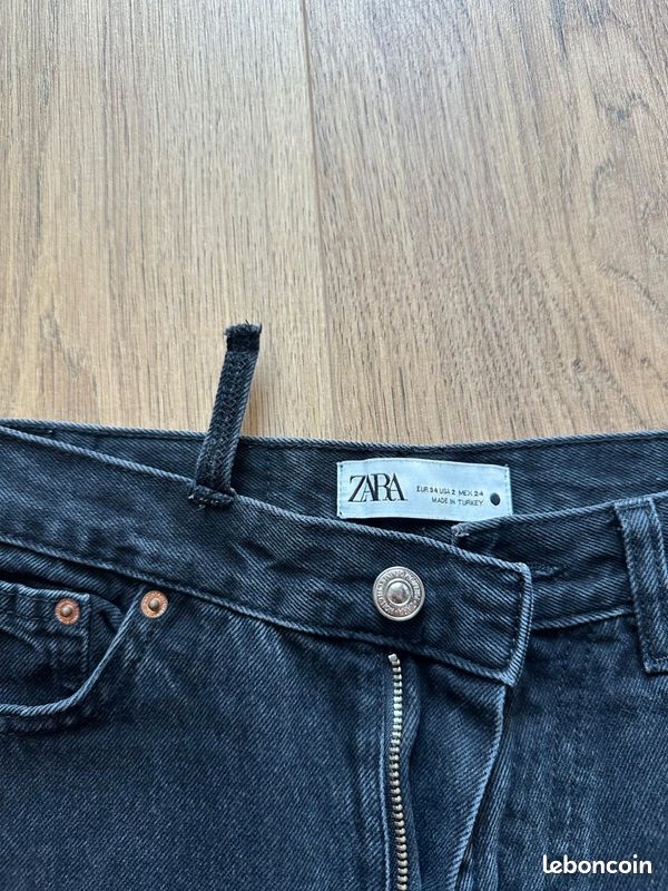 Jean noir Taille 34 (image 3)