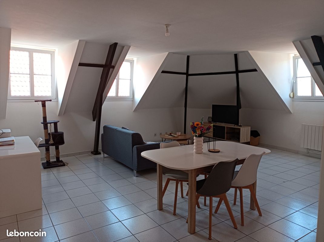 Appartement 2 pièces 53 m² · à Esquelbecq · 53 m² · 550 €/mois
