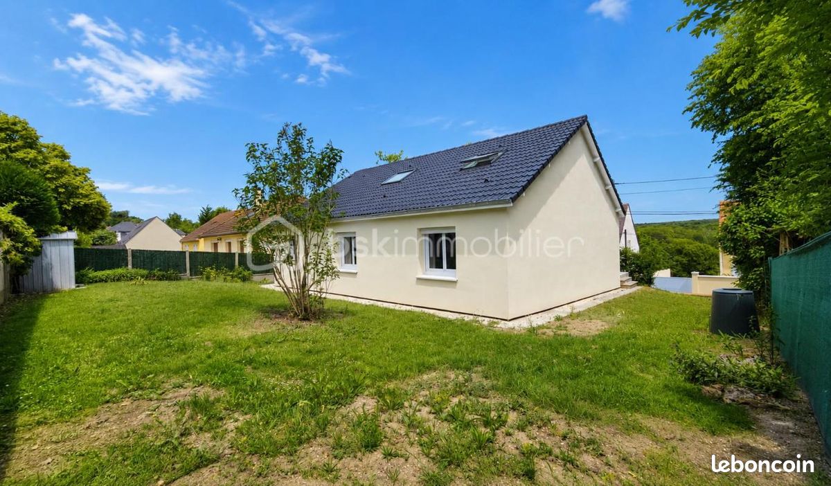 Maison 7 pièces 130 m² · à Le Coudray-Montceaux · 130 m² · 375 000 €