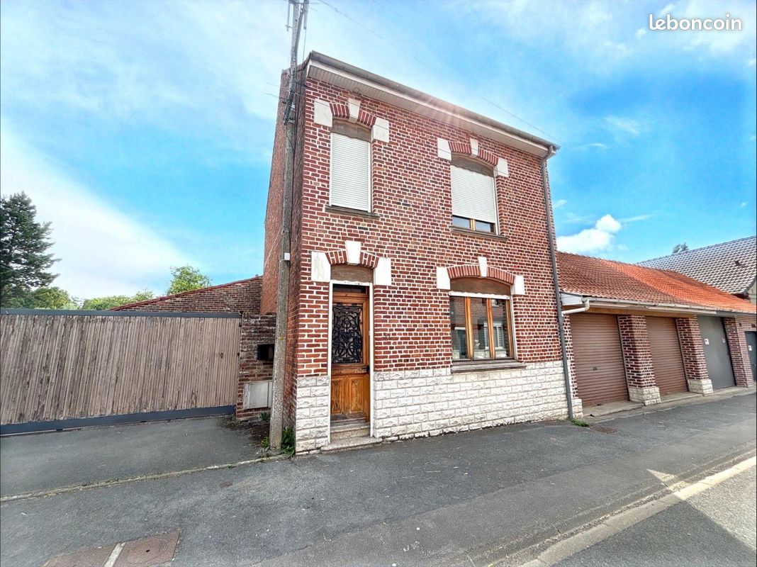 Maison 5 pièces 136 m² · à Vieux-Berquin · 136 m² · 221 340 €