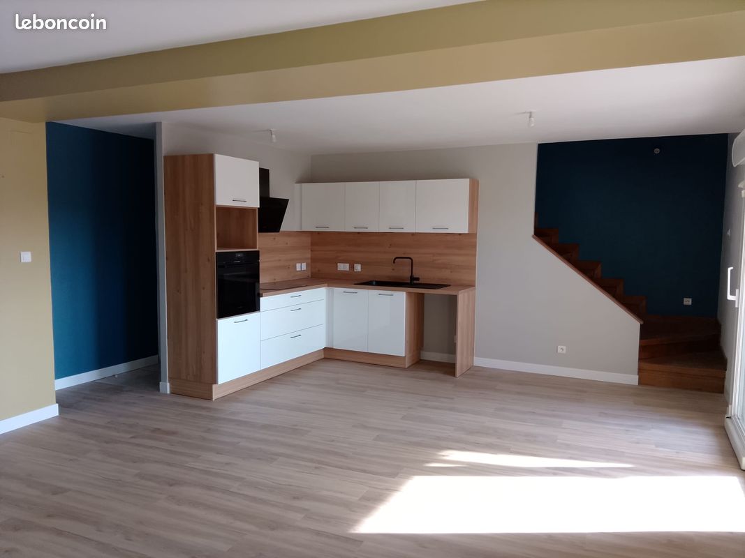 Maison 6 pièces 130 m² · à Tallans · 130 m² · 790 €/mois