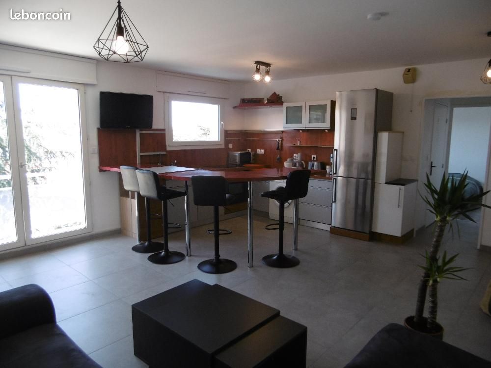Appartement 2 pièces 50 m² · à Saint-Étienne · 50 m² · 674 €/mois