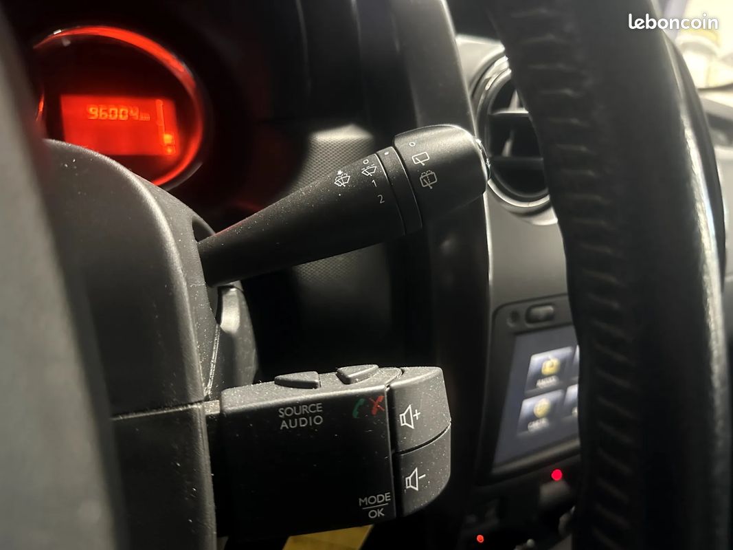 DACIA Duster 1.2 125ch 4x2 Prestige - Chaine distribution neuve - Système de navigation - (image 19)