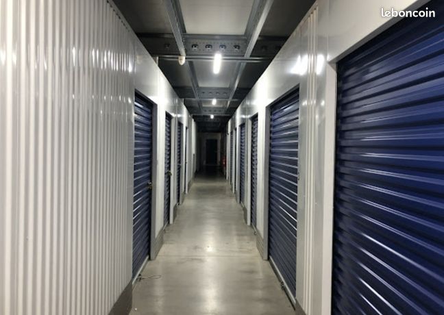 Garage/box 10 m² Roquebrune Sur Argens