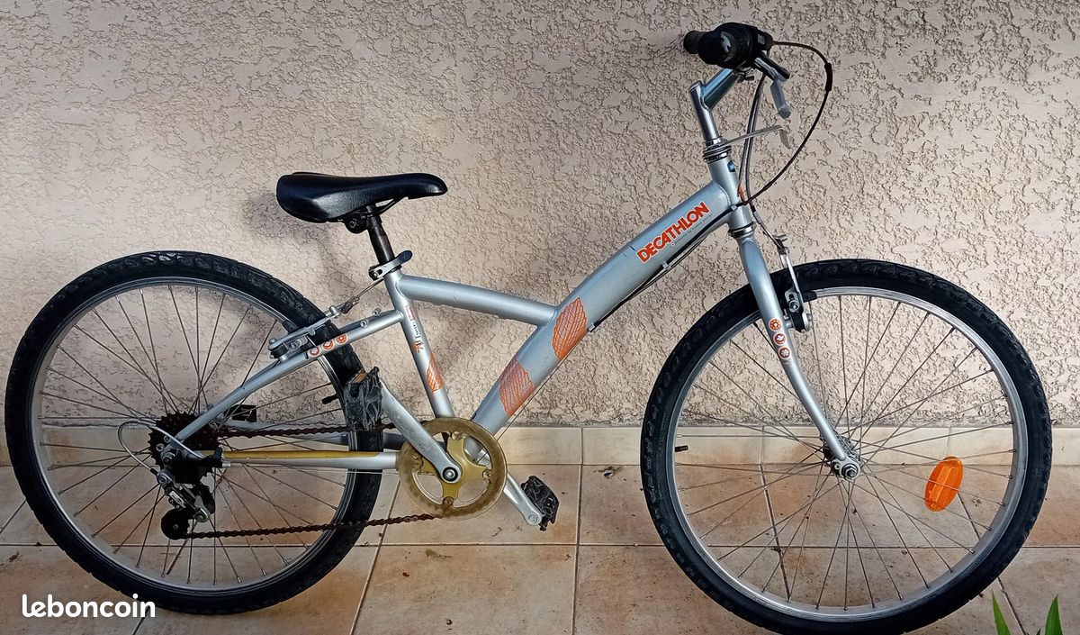 Velo Btwin 24 pouces Vélos