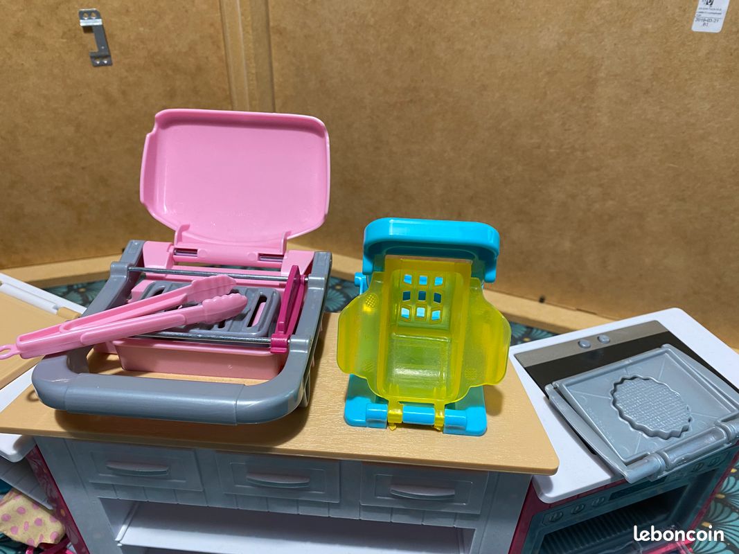 Cuisine Barbie (image 4)