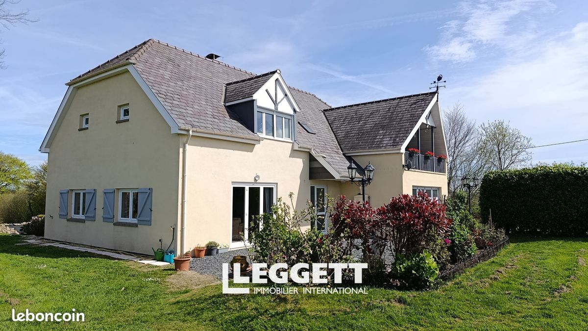 Maison 9 pièces 175 m² · à Noues de Sienne · 175 m² · 275 600 €