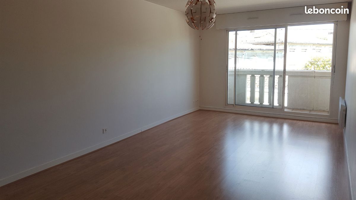 Appartement 3 pièces 74 m² · à Bordeaux · 74 m² · 920 €