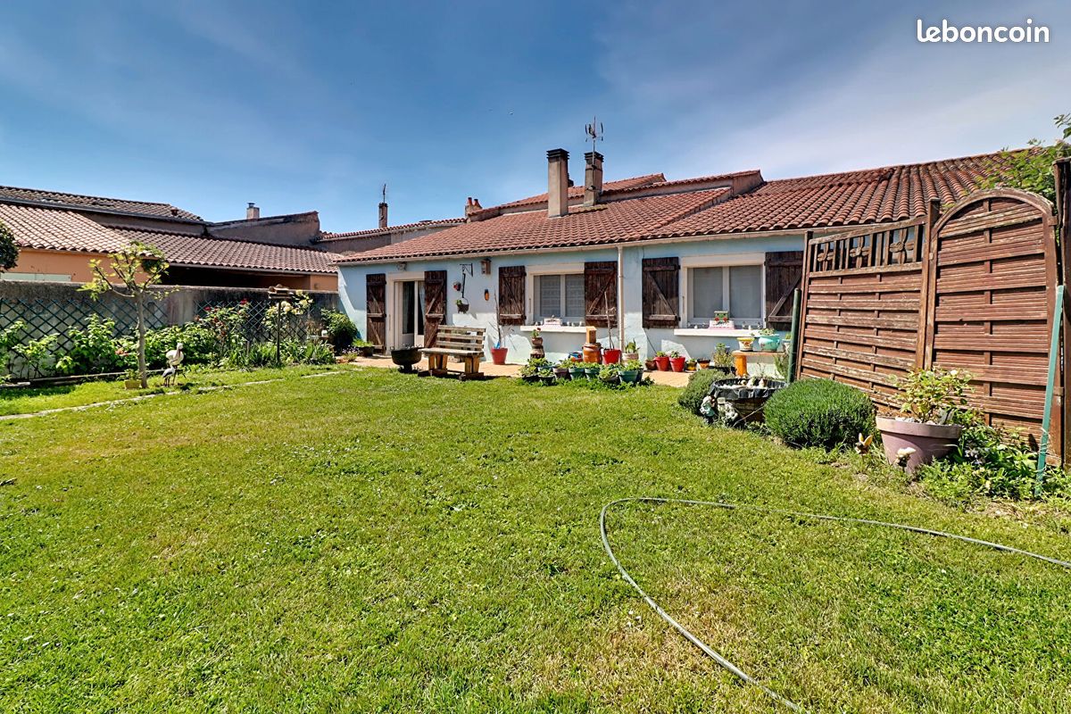 Maison 6 pièces 170 m² · à Sainte-Soulle · 170 m² · 298 000 €