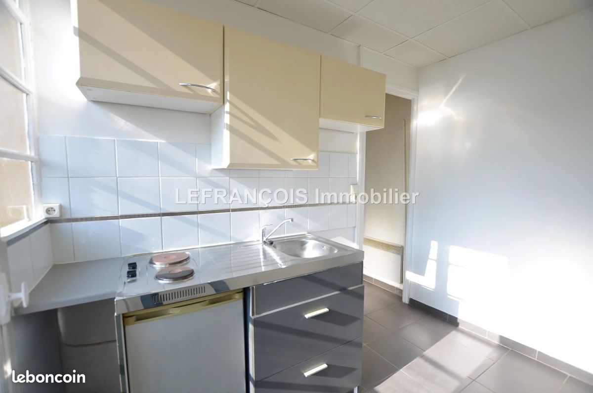 Appartement a louer grasse - 1 pièce(s) - 31 m2 - Surfyn