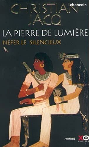 La pierre de lumière Néfer le silencieux C JACQ (image 1)