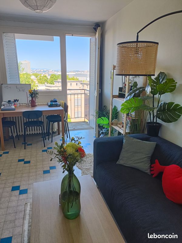Maison 1 pièce 28 m² · à Lyon · 28 m² · 788 €/mois