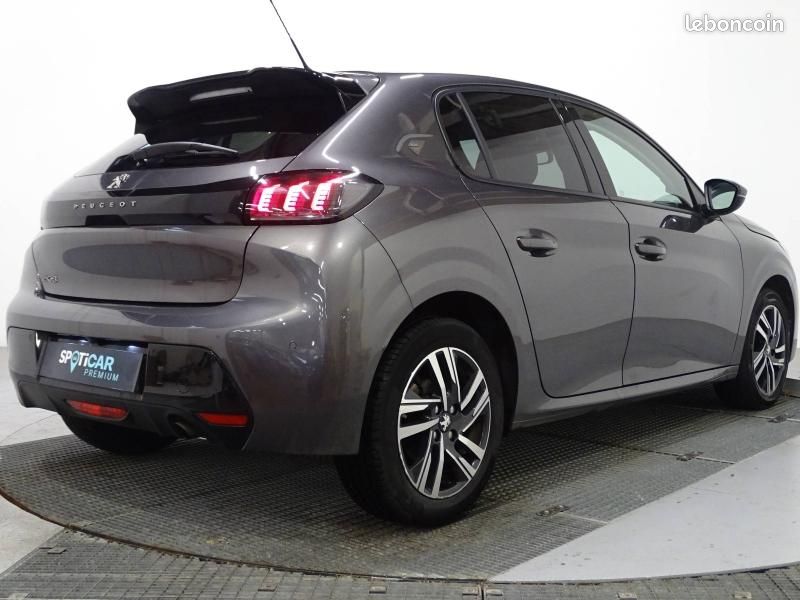 Peugeot 208 1.2 PureTech 100ch S&S Roadtrip EAT8 (image 6)