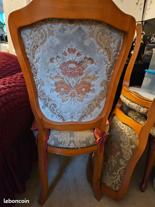 Ensemble table et chaises (image 4)