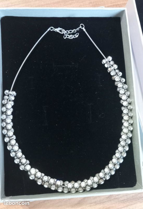 Gros lot 2 bijoux colliers neuf avec boîte écrin argenté strass perle Mode chaîne bohème romantique baroque chic shabby coffret brillants artisanal couleur argent (image 5)