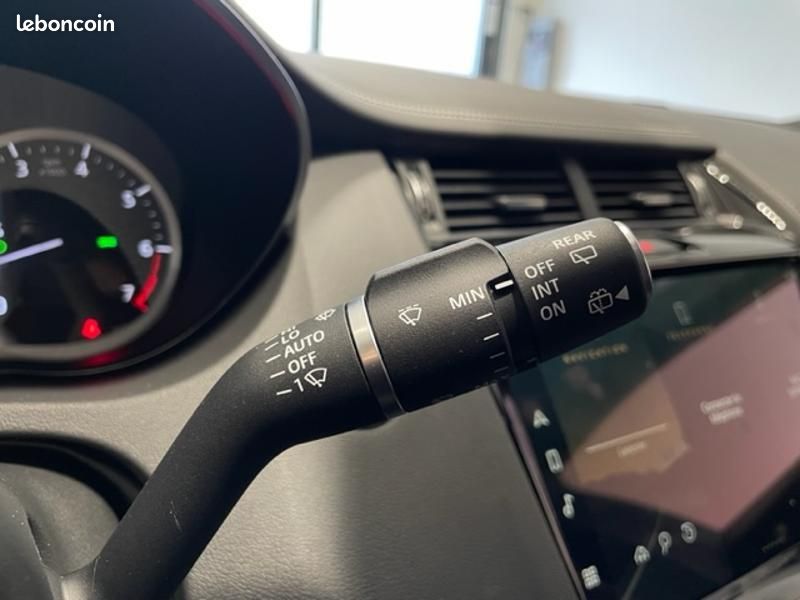 Jaguar E-Pace P200 FlexFuel MHEV 200ch R-Dynamic S (image 13)