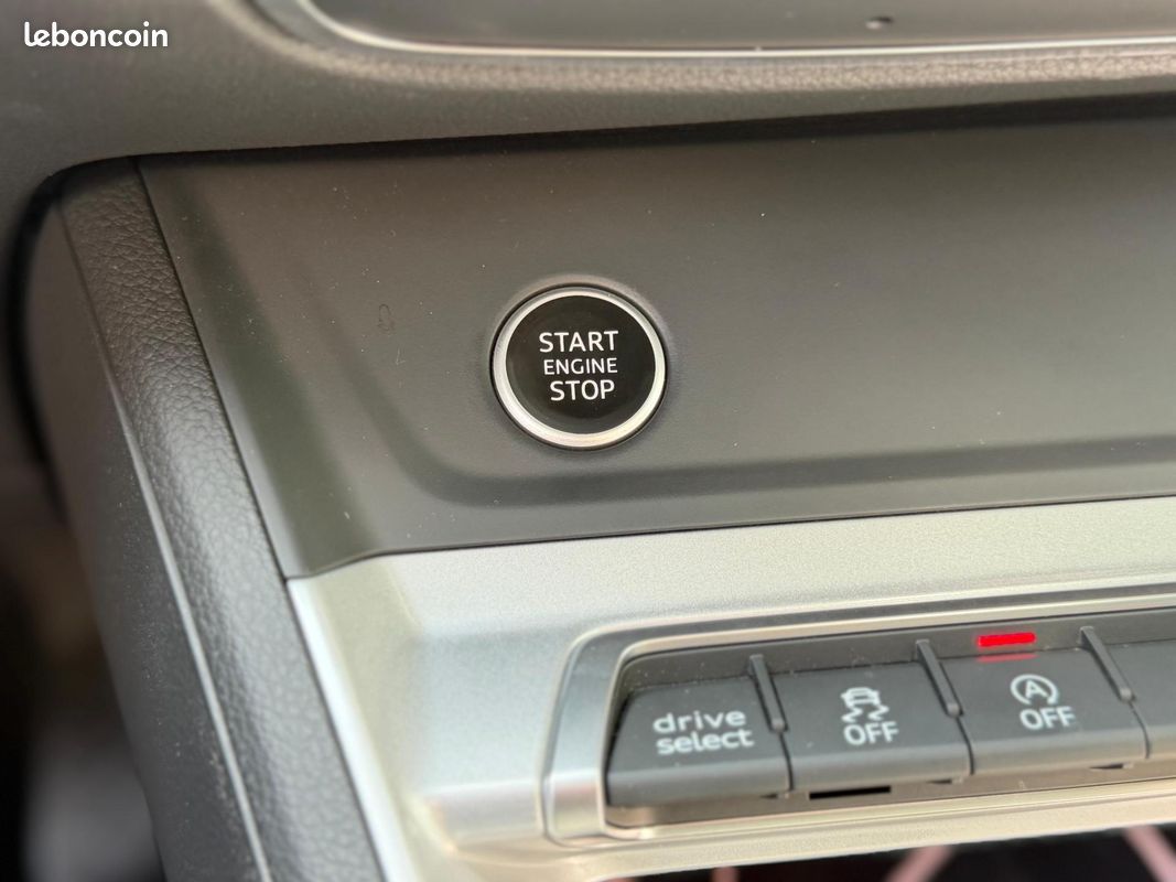 AUDI Q3 2.0 35 TDI 150 Design Luxe Options +++ (image 25)