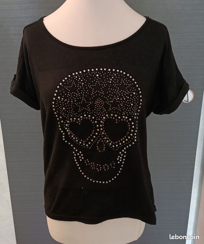 T-shirt (image 1)