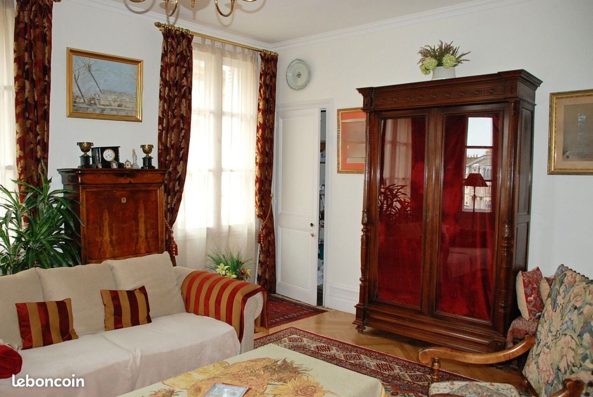 Appartement 7 pièces 179 m² · à Fécamp · 179 m² · 300 000 €