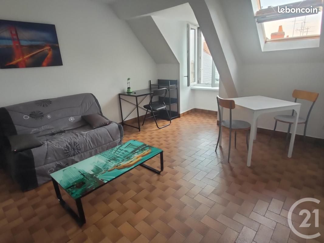 Appartement 1 pièce 44 m² · à Nevers · 44 m² · 380 €